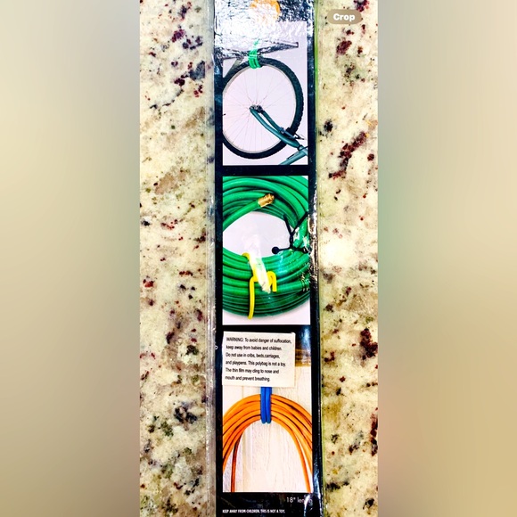 GORILLA NWT Reusable Ties for Hanging Items 18" 4 pack & 4 pack 8” up to 200lbs - Picture 6 of 7